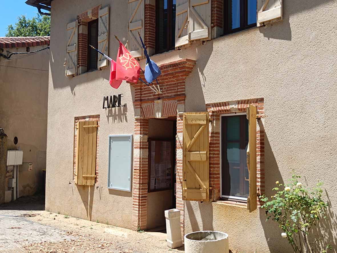 façade mairie pour le conseil municipal de técou